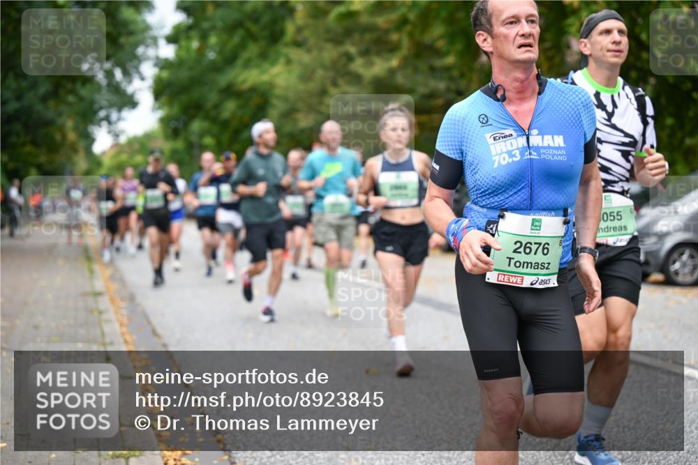 21.09.2025 - PSD Bank Halbmarathon Dr. Thomas Lammeyer http://msf.ph/oto/8923845 21.09.2025 10:43:12 Laufen 70, 3, 2676, 055 meine-sportfotos.de