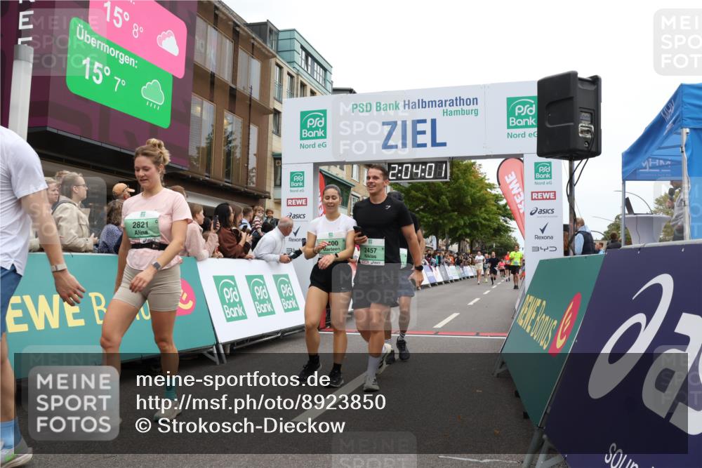 21.09.2025 - PSD Bank Halbmarathon Strokosch-Dieckow http://msf.ph/oto/8923850 21.09.2025 12:03:24 Ziel 1141, 1458, 1664, 2337, 2400, 2457, 2821, 3113, 3965 meine-sportfotos.de