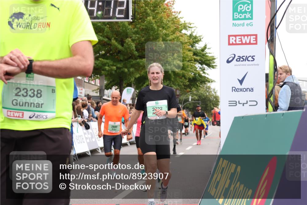 21.09.2025 - PSD Bank Halbmarathon Strokosch-Dieckow http://msf.ph/oto/8923907 21.09.2025 12:03:35 Ziel 2338, 2520, 2565, 2722, 2787, 2798, 2888, 2889, 3189, 3248 meine-sportfotos.de