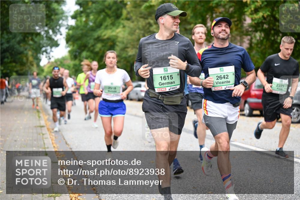 21.09.2025 - PSD Bank Halbmarathon Dr. Thomas Lammeyer http://msf.ph/oto/8923938 21.09.2025 10:43:17 Laufen 2918, 1615, 2642, 2371 meine-sportfotos.de
