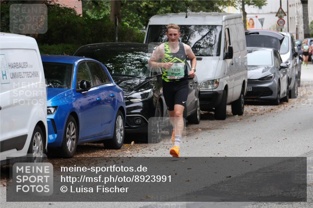 21.09.2025 - PSD Bank Halbmarathon Luisa Fischer http://msf.ph/oto/8923991 21.09.2025 11:13:27 Laufen 1826, 2 meine-sportfotos.de