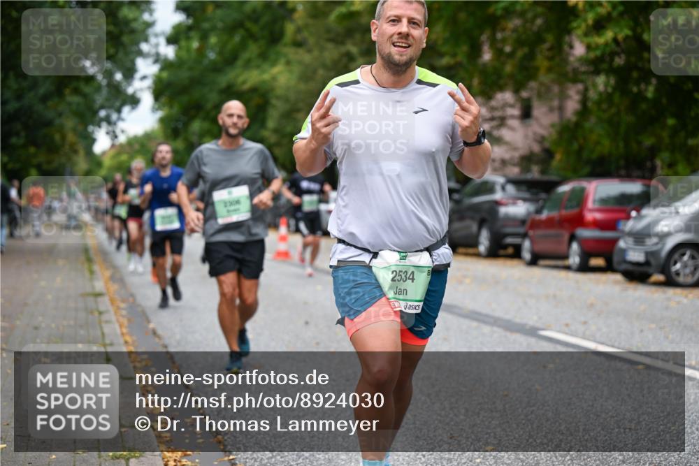 21.09.2025 - PSD Bank Halbmarathon Dr. Thomas Lammeyer http://msf.ph/oto/8924030 21.09.2025 10:43:22 Laufen 2306, 2534 meine-sportfotos.de