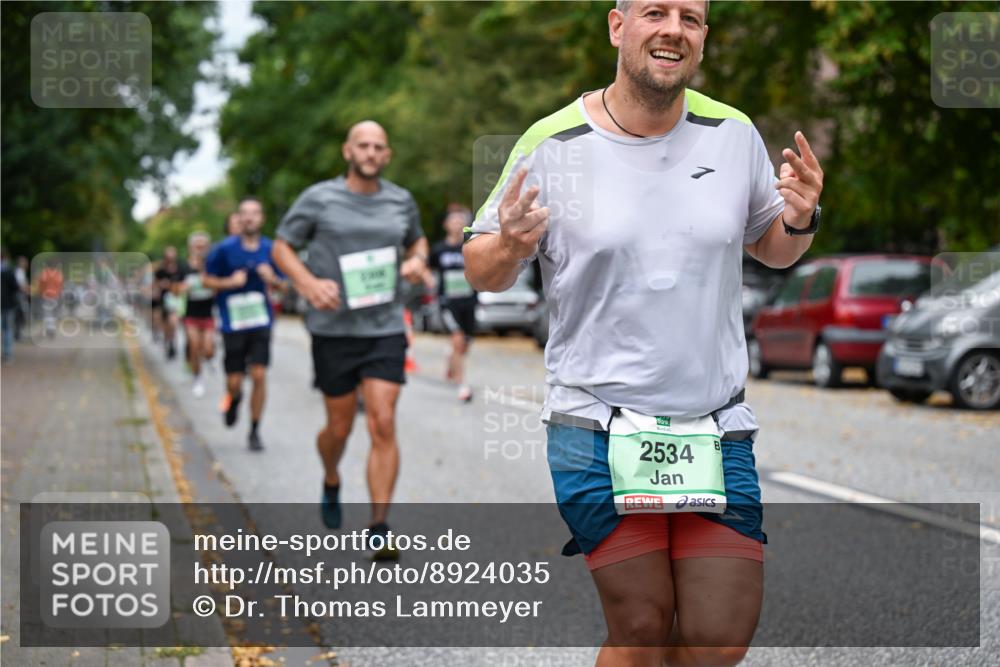 21.09.2025 - PSD Bank Halbmarathon Dr. Thomas Lammeyer http://msf.ph/oto/8924035 21.09.2025 10:43:22 Laufen 2534 meine-sportfotos.de