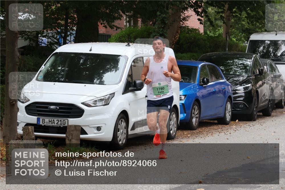 21.09.2025 - PSD Bank Halbmarathon Luisa Fischer http://msf.ph/oto/8924066 21.09.2025 11:13:44 Laufen 210, 1780 meine-sportfotos.de