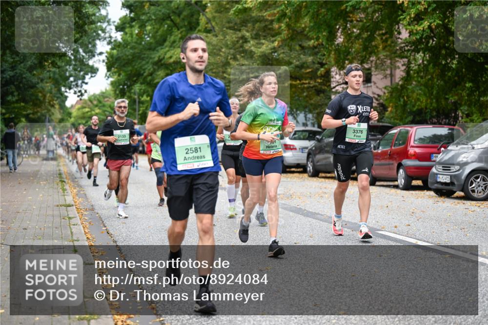 21.09.2025 - PSD Bank Halbmarathon Dr. Thomas Lammeyer http://msf.ph/oto/8924084 21.09.2025 10:43:25 Laufen 2133, 2581, 3376, 4915 meine-sportfotos.de