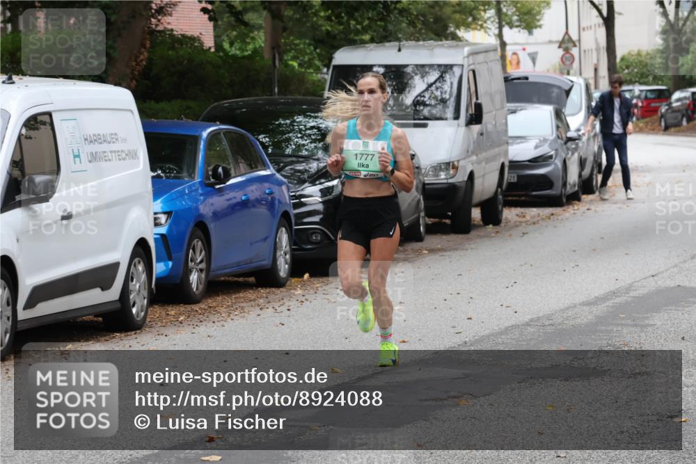 21.09.2025 - PSD Bank Halbmarathon Luisa Fischer http://msf.ph/oto/8924088 21.09.2025 11:13:49 Laufen 2, 1777 meine-sportfotos.de