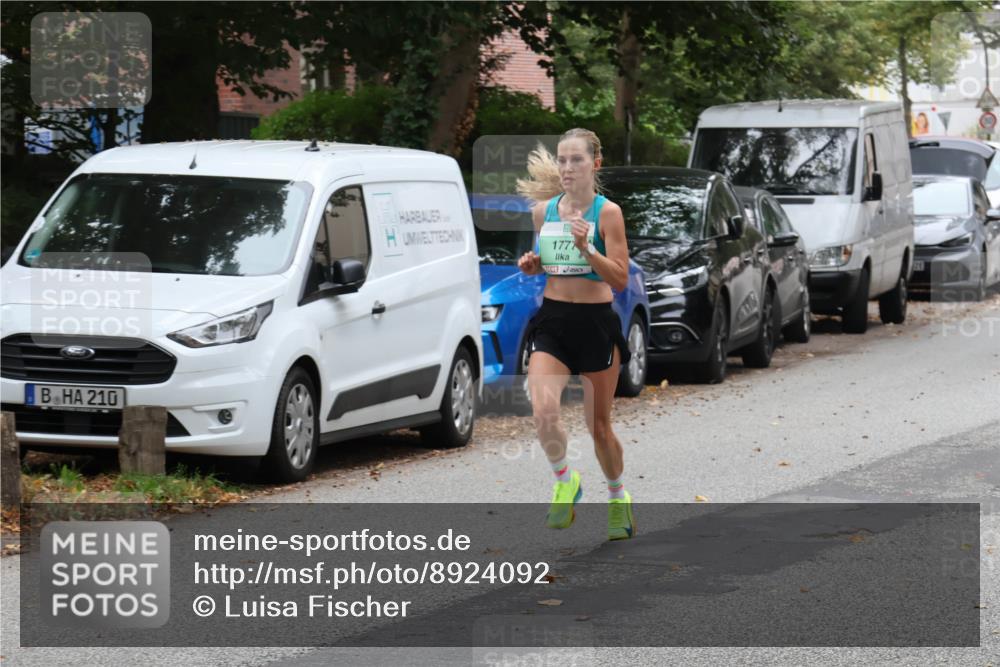 21.09.2025 - PSD Bank Halbmarathon Luisa Fischer http://msf.ph/oto/8924092 21.09.2025 11:13:50 Laufen 210, 1777 meine-sportfotos.de