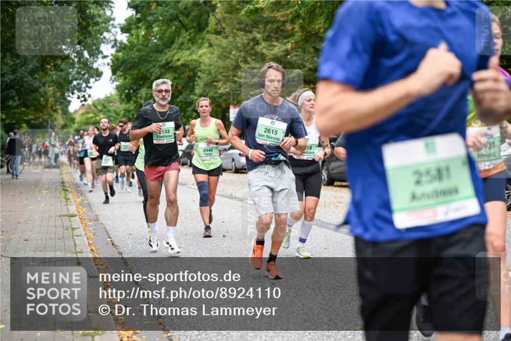 21.09.2025 - PSD Bank Halbmarathon Dr. Thomas Lammeyer http://msf.ph/oto/8924110 21.09.2025 10:43:26 Laufen 133, 2446, 2615, 18, 2581, 31 meine-sportfotos.de