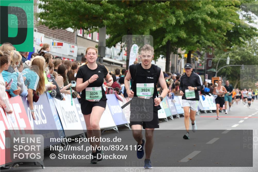 21.09.2025 - PSD Bank Halbmarathon Strokosch-Dieckow http://msf.ph/oto/8924112 21.09.2025 12:03:58 Ziel 1763, 1802, 2806, 3326, 3924 meine-sportfotos.de