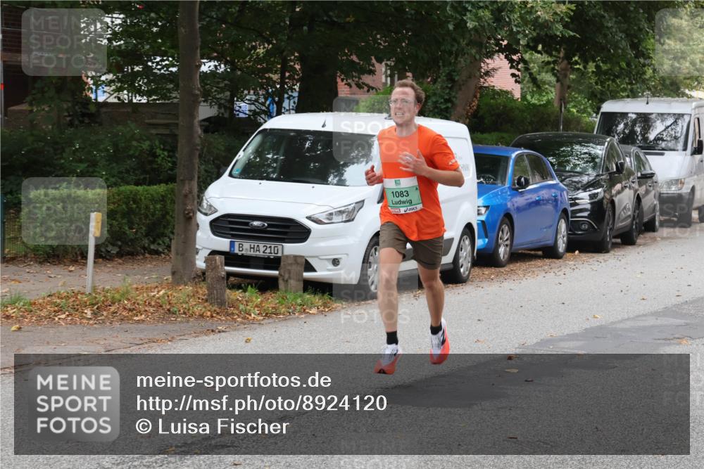 21.09.2025 - PSD Bank Halbmarathon Luisa Fischer http://msf.ph/oto/8924120 21.09.2025 11:14:16 Laufen 210, 1083 meine-sportfotos.de