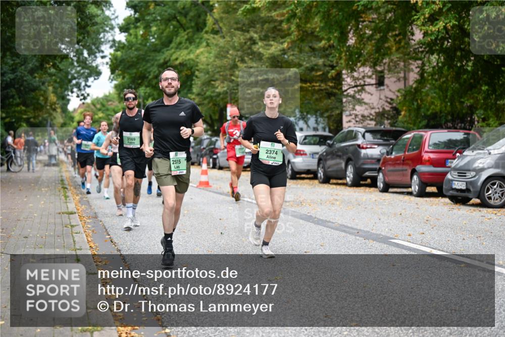 21.09.2025 - PSD Bank Halbmarathon Dr. Thomas Lammeyer http://msf.ph/oto/8924177 21.09.2025 10:43:30 Laufen 3169, 2515, 2374, 4925 meine-sportfotos.de