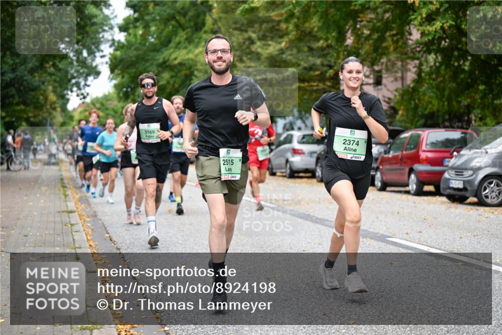 21.09.2025 - PSD Bank Halbmarathon Dr. Thomas Lammeyer http://msf.ph/oto/8924198 21.09.2025 10:43:31 Laufen 3169, 2515, 2374 meine-sportfotos.de