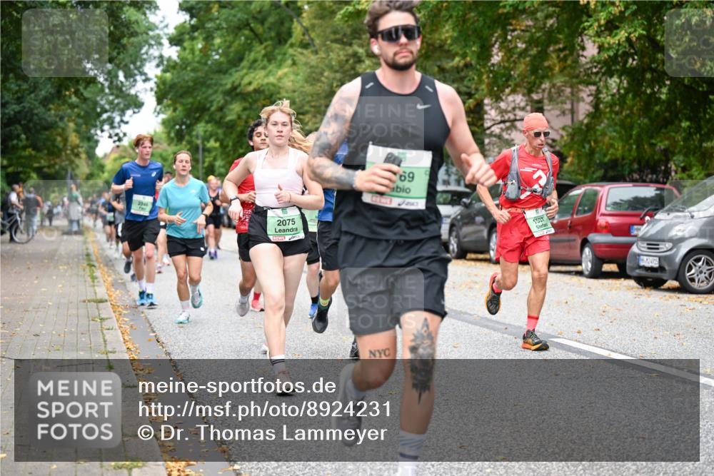 21.09.2025 - PSD Bank Halbmarathon Dr. Thomas Lammeyer http://msf.ph/oto/8924231 21.09.2025 10:43:33 Laufen 2246, 2075, 69, 1537 meine-sportfotos.de