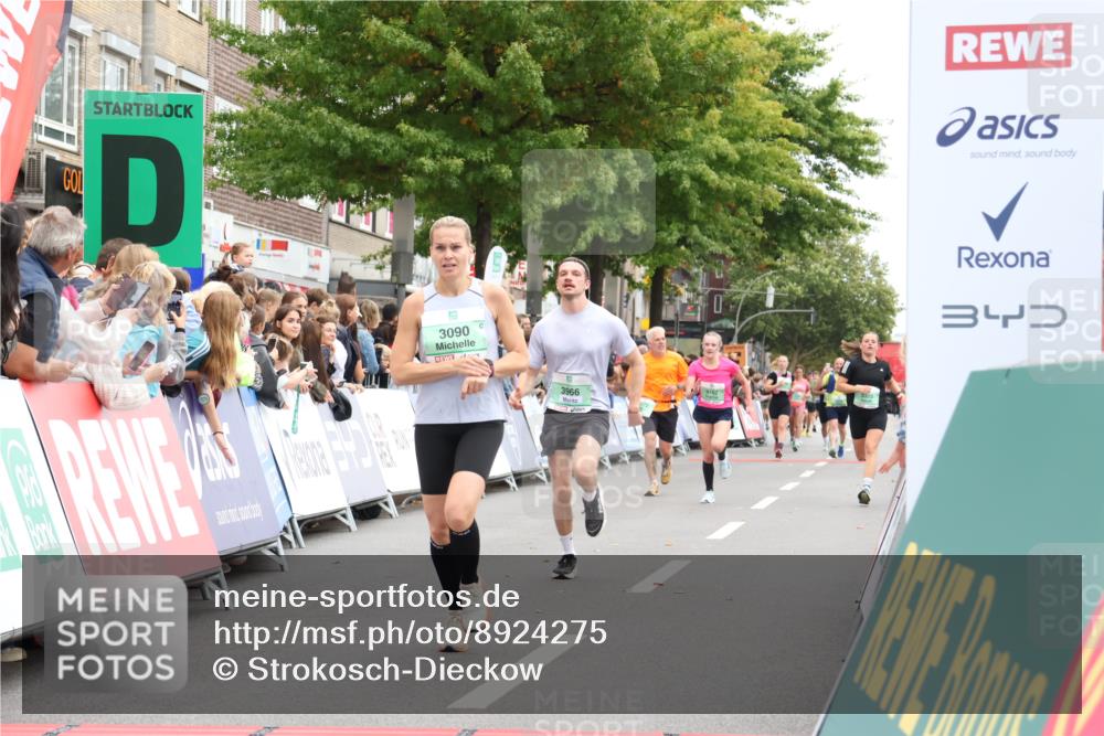 21.09.2025 - PSD Bank Halbmarathon Strokosch-Dieckow http://msf.ph/oto/8924275 21.09.2025 12:04:20 Ziel 1745, 3090, 3162, 3355, 3966 meine-sportfotos.de