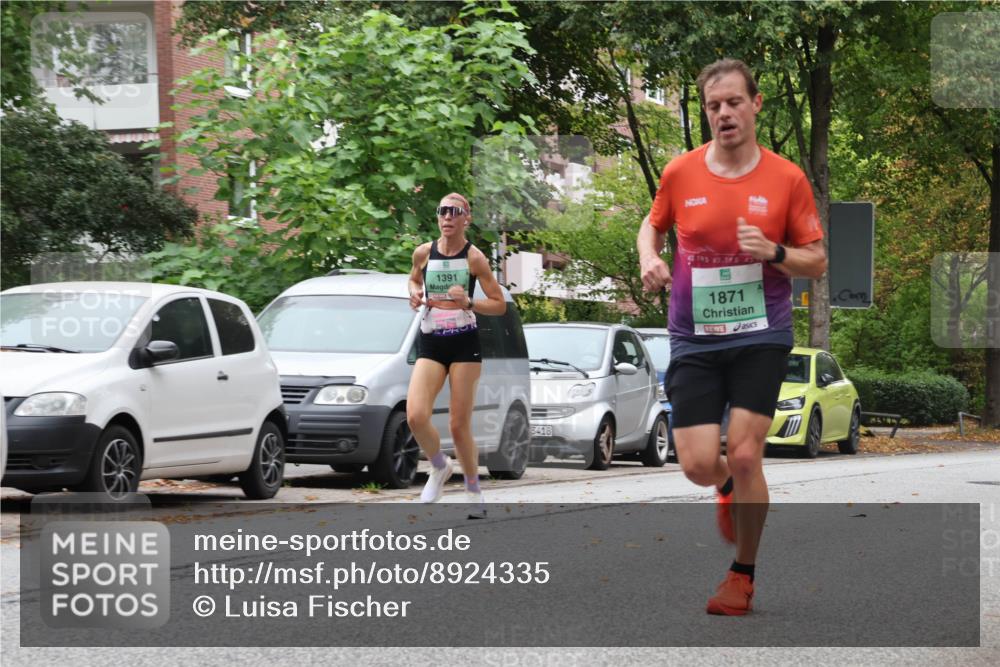 21.09.2025 - PSD Bank Halbmarathon Luisa Fischer http://msf.ph/oto/8924335 21.09.2025 11:17:13 Laufen 1391, 42, 195, 2, 15, 8418, 1871 meine-sportfotos.de