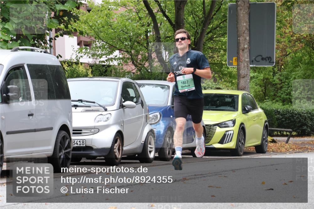 21.09.2025 - PSD Bank Halbmarathon Luisa Fischer http://msf.ph/oto/8924355 21.09.2025 11:17:23 Laufen 3418, 1857 meine-sportfotos.de