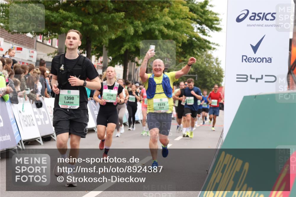 21.09.2025 - PSD Bank Halbmarathon Strokosch-Dieckow http://msf.ph/oto/8924387 21.09.2025 12:04:31 Ziel 1172, 1398, 1515, 3056, 3162, 3355 meine-sportfotos.de