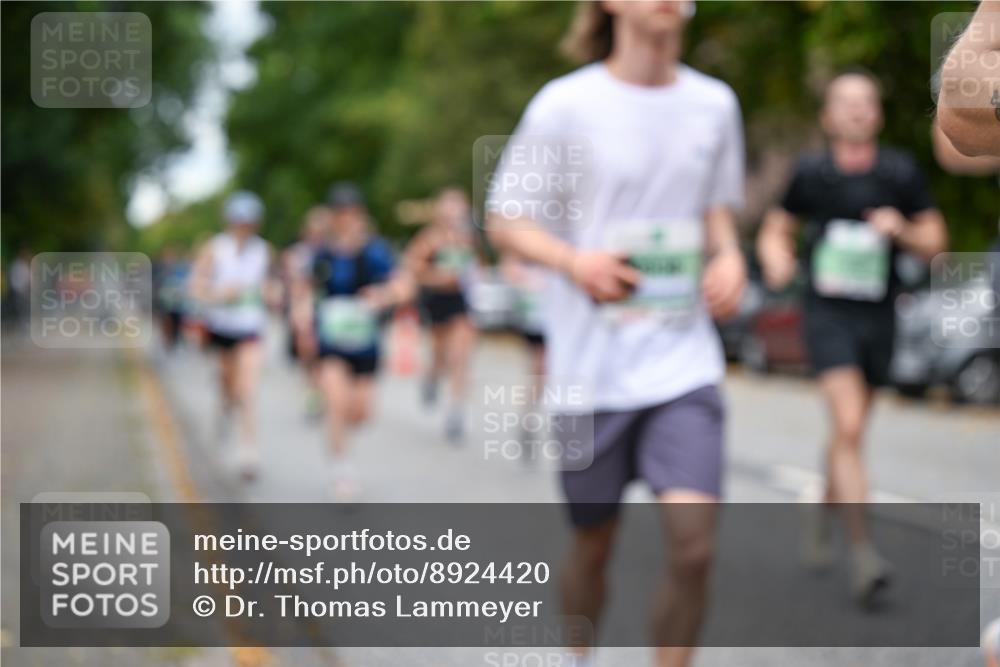 21.09.2025 - PSD Bank Halbmarathon Dr. Thomas Lammeyer http://msf.ph/oto/8924420 21.09.2025 10:43:42 Laufen  meine-sportfotos.de