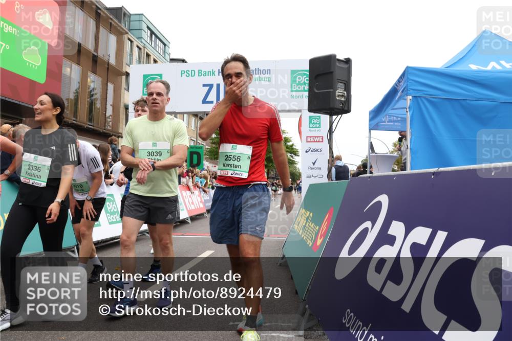 21.09.2025 - PSD Bank Halbmarathon Strokosch-Dieckow http://msf.ph/oto/8924479 21.09.2025 12:04:42 Ziel 1853, 2556, 2585, 2854, 2960, 3005, 3010, 3039, 3072, 3336, 3512, 3607 meine-sportfotos.de