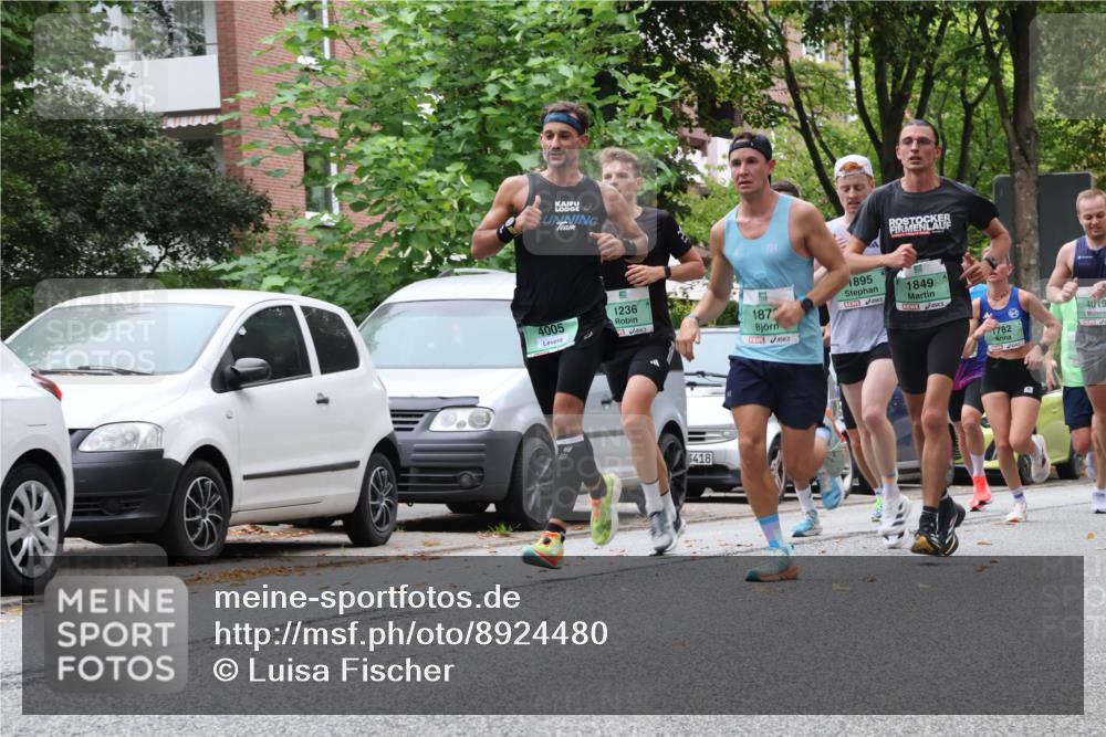 21.09.2025 - PSD Bank Halbmarathon Luisa Fischer http://msf.ph/oto/8924480 21.09.2025 11:18:35 Laufen 1236, 4005, 187, 3418, 1895, 1849, 1782, 4019 meine-sportfotos.de