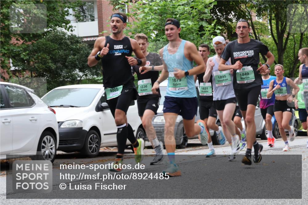 21.09.2025 - PSD Bank Halbmarathon Luisa Fischer http://msf.ph/oto/8924485 21.09.2025 11:18:35 Laufen 4005, 1236, 1879, 1831, 1895, 1849, 101, 1782, 40 meine-sportfotos.de
