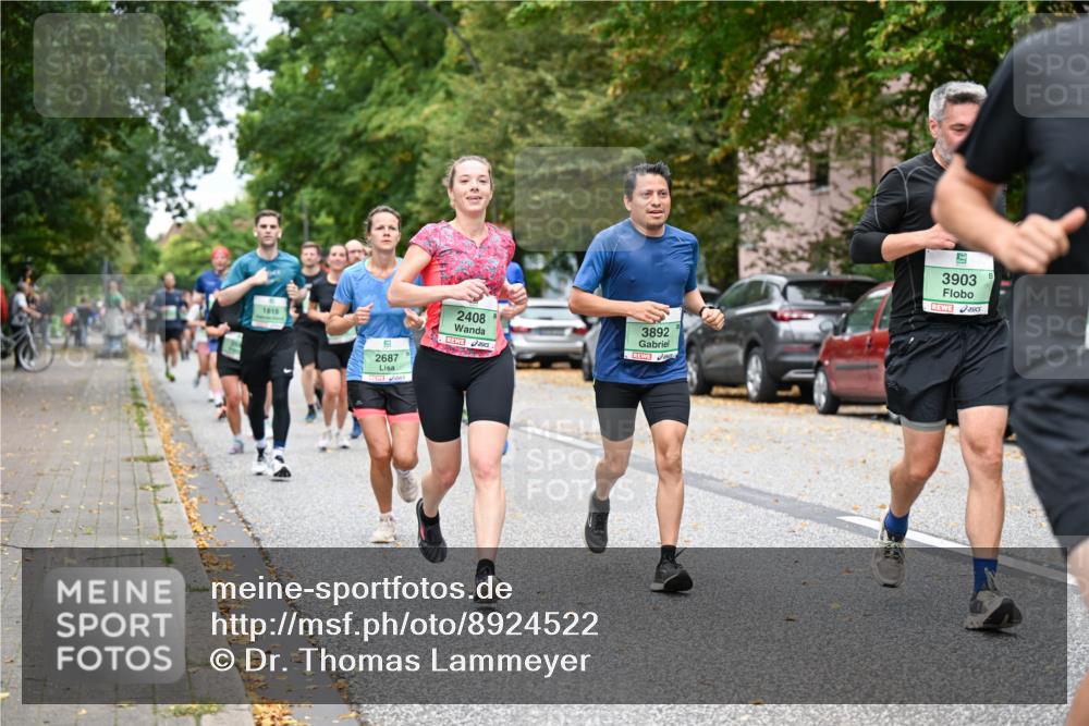 21.09.2025 - PSD Bank Halbmarathon Dr. Thomas Lammeyer http://msf.ph/oto/8924522 21.09.2025 10:43:47 Laufen 1615, 2687, 2408, 3892, 3903 meine-sportfotos.de