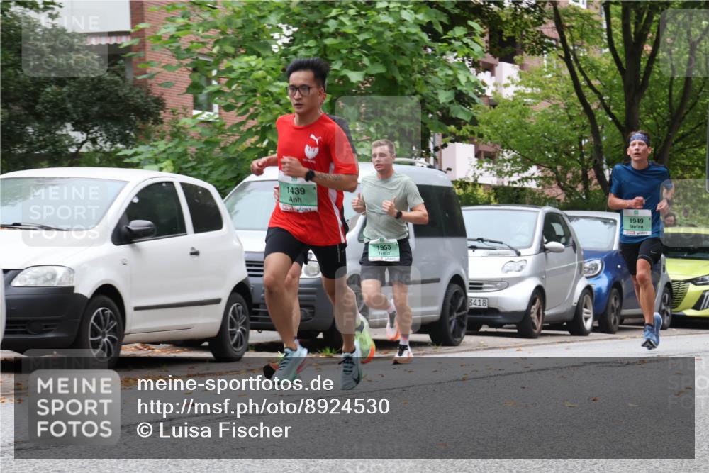 21.09.2025 - PSD Bank Halbmarathon Luisa Fischer http://msf.ph/oto/8924530 21.09.2025 11:18:53 Laufen 1439, 1953, 3418, 1949 meine-sportfotos.de