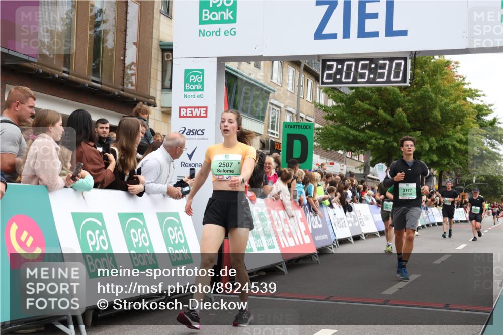 21.09.2025 - PSD Bank Halbmarathon Strokosch-Dieckow http://msf.ph/oto/8924539 21.09.2025 12:04:53 Ziel 1699, 1760, 2507, 2774, 3005, 3116, 3177, 3358 meine-sportfotos.de