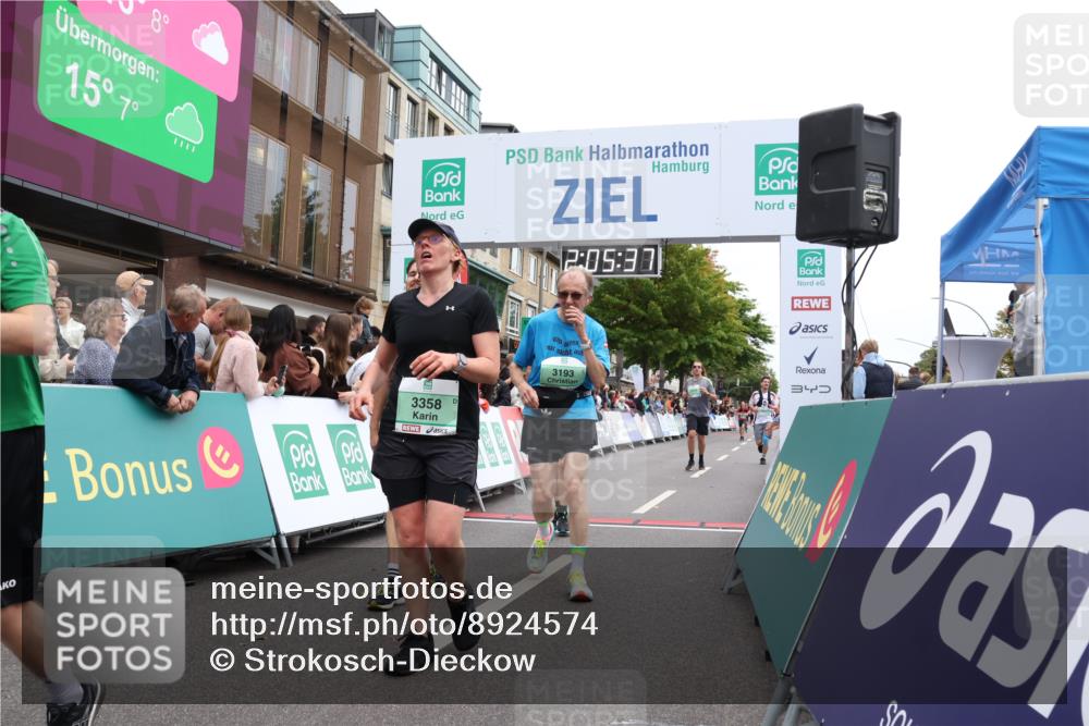21.09.2025 - PSD Bank Halbmarathon Strokosch-Dieckow http://msf.ph/oto/8924574 21.09.2025 12:05:00 Ziel 2507, 2774, 2879, 2921, 3116, 3177, 3193, 3358, 3976 meine-sportfotos.de