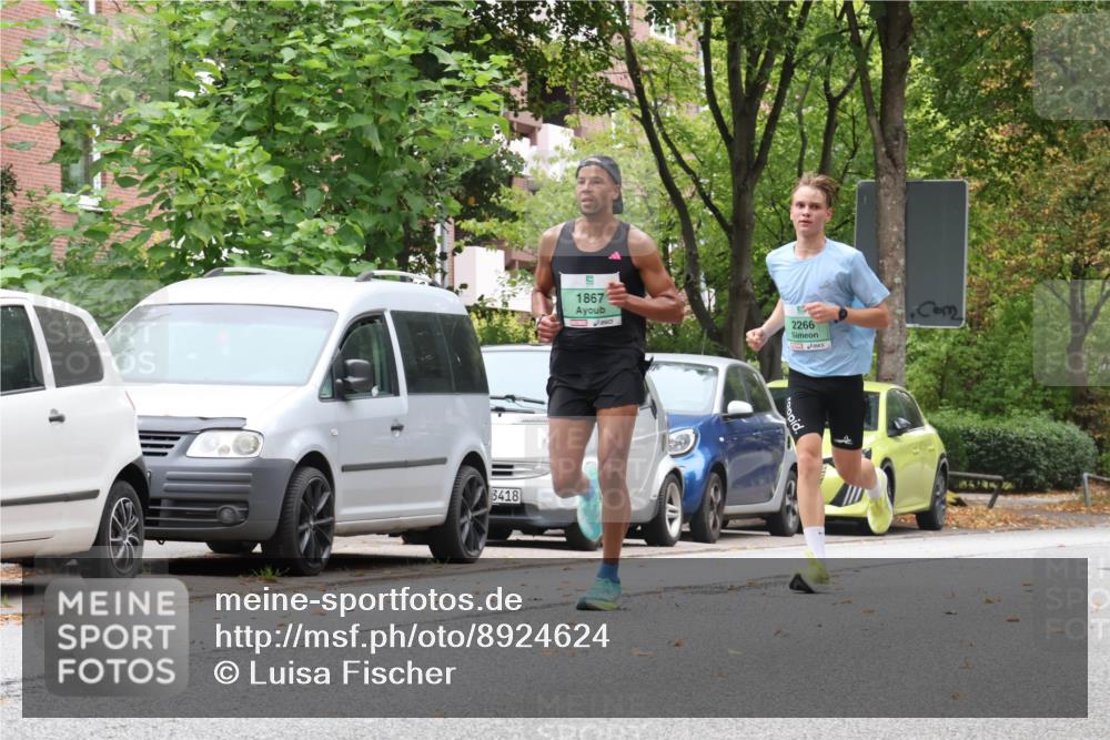 21.09.2025 - PSD Bank Halbmarathon Luisa Fischer http://msf.ph/oto/8924624 21.09.2025 11:19:27 Laufen 3418, 1867, 2266 meine-sportfotos.de