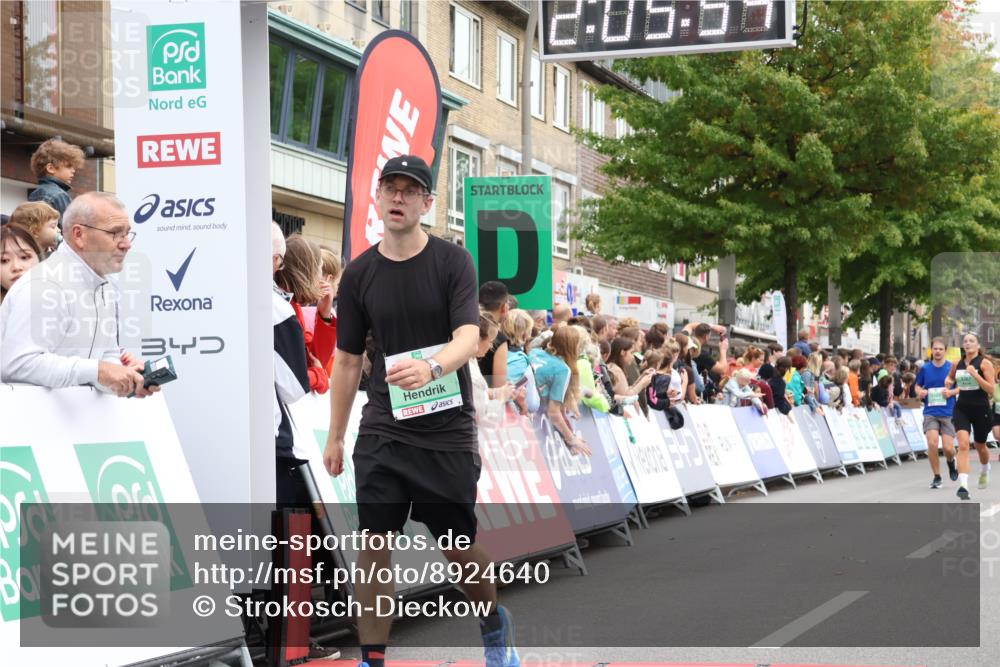 21.09.2025 - PSD Bank Halbmarathon Strokosch-Dieckow http://msf.ph/oto/8924640 21.09.2025 12:05:17 Ziel 2166, 3267, 3467 meine-sportfotos.de