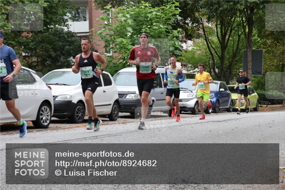 21.09.2025 - PSD Bank Halbmarathon Luisa Fischer http://msf.ph/oto/8924682 21.09.2025 11:19:45 Laufen 4, 1978, 1889, 145, 1909, 1854, 418 meine-sportfotos.de