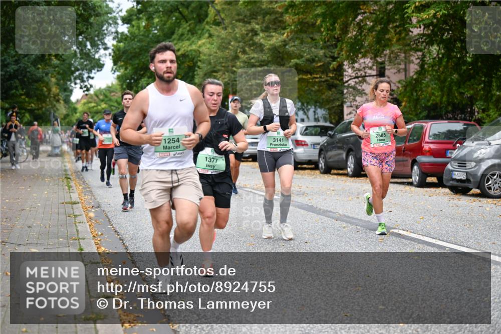 21.09.2025 - PSD Bank Halbmarathon Dr. Thomas Lammeyer http://msf.ph/oto/8924755 21.09.2025 10:44:01 Laufen 1254, 1377, 3141, 2585 meine-sportfotos.de