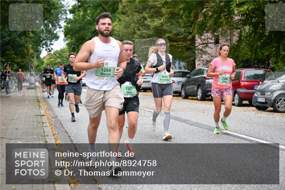 21.09.2025 - PSD Bank Halbmarathon Dr. Thomas Lammeyer http://msf.ph/oto/8924758 21.09.2025 10:44:01 Laufen 1254, 1371, 3141, 2585 meine-sportfotos.de