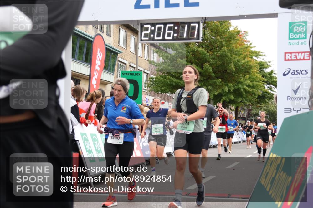 21.09.2025 - PSD Bank Halbmarathon Strokosch-Dieckow http://msf.ph/oto/8924854 21.09.2025 12:05:40 Ziel 1299, 1538, 2097, 2440, 2670, 2890, 3038, 3074, 3262, 3970 meine-sportfotos.de