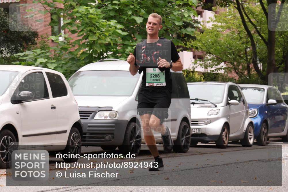 21.09.2025 - PSD Bank Halbmarathon Luisa Fischer http://msf.ph/oto/8924943 21.09.2025 11:21:21 Laufen 2288, 3418 meine-sportfotos.de