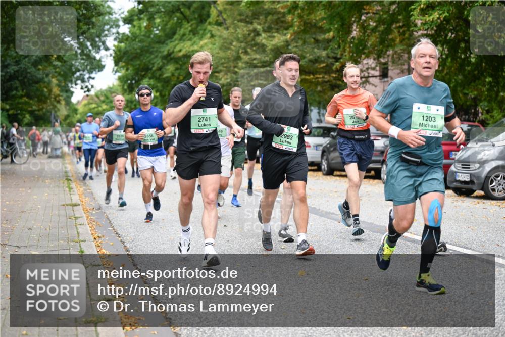 21.09.2025 - PSD Bank Halbmarathon Dr. Thomas Lammeyer http://msf.ph/oto/8924994 21.09.2025 10:44:13 Laufen 2526, 2858, 2741, 2983, 25, 9, 1203, 646 meine-sportfotos.de