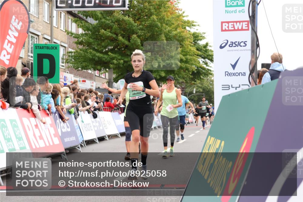 21.09.2025 - PSD Bank Halbmarathon Strokosch-Dieckow http://msf.ph/oto/8925058 21.09.2025 12:06:03 Ziel 1726, 2446, 2963, 3234, 3428, 3653 meine-sportfotos.de
