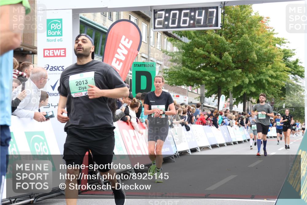 21.09.2025 - PSD Bank Halbmarathon Strokosch-Dieckow http://msf.ph/oto/8925145 21.09.2025 12:06:10 Ziel 1620, 1726, 1727, 2013, 2446, 2580, 3292, 3428 meine-sportfotos.de