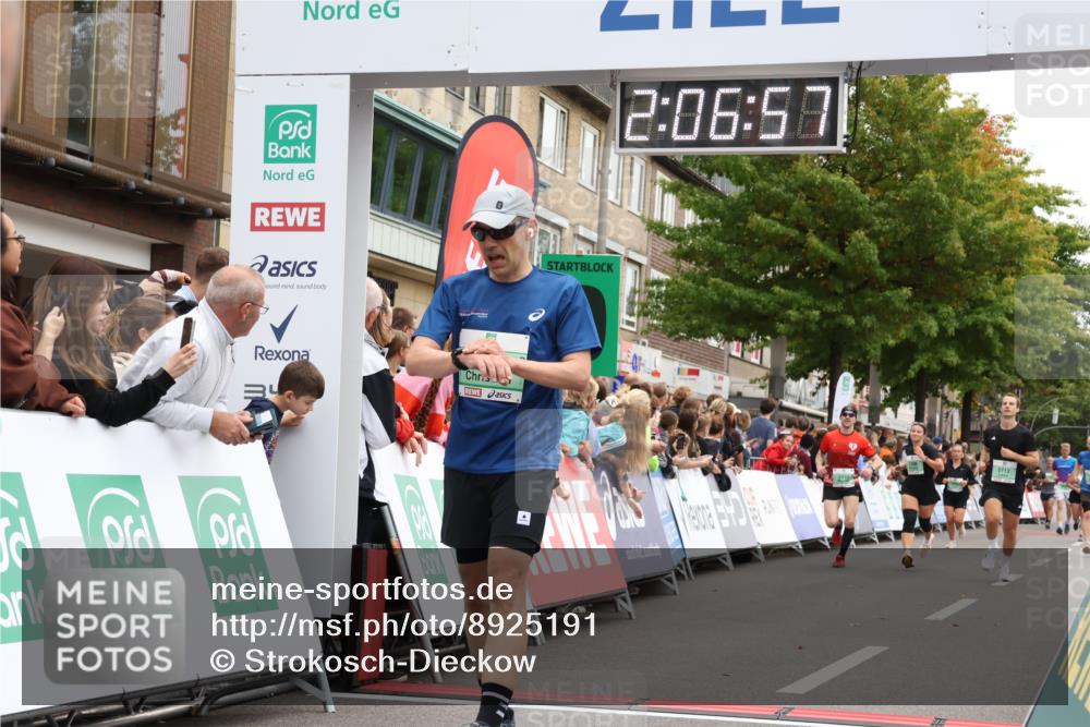 21.09.2025 - PSD Bank Halbmarathon Strokosch-Dieckow http://msf.ph/oto/8925191 21.09.2025 12:06:21 Ziel 1296, 1432, 1620, 1663, 2433, 2712, 3073, 3236, 3269 meine-sportfotos.de
