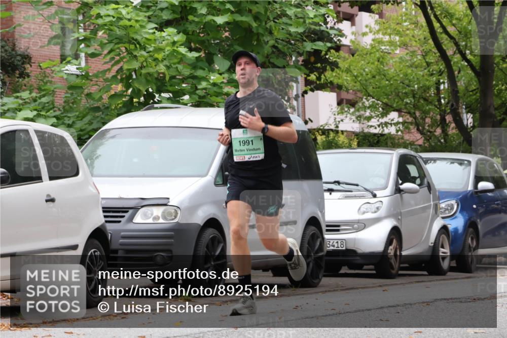 21.09.2025 - PSD Bank Halbmarathon Luisa Fischer http://msf.ph/oto/8925194 21.09.2025 11:22:35 Laufen 1991, 3418 meine-sportfotos.de