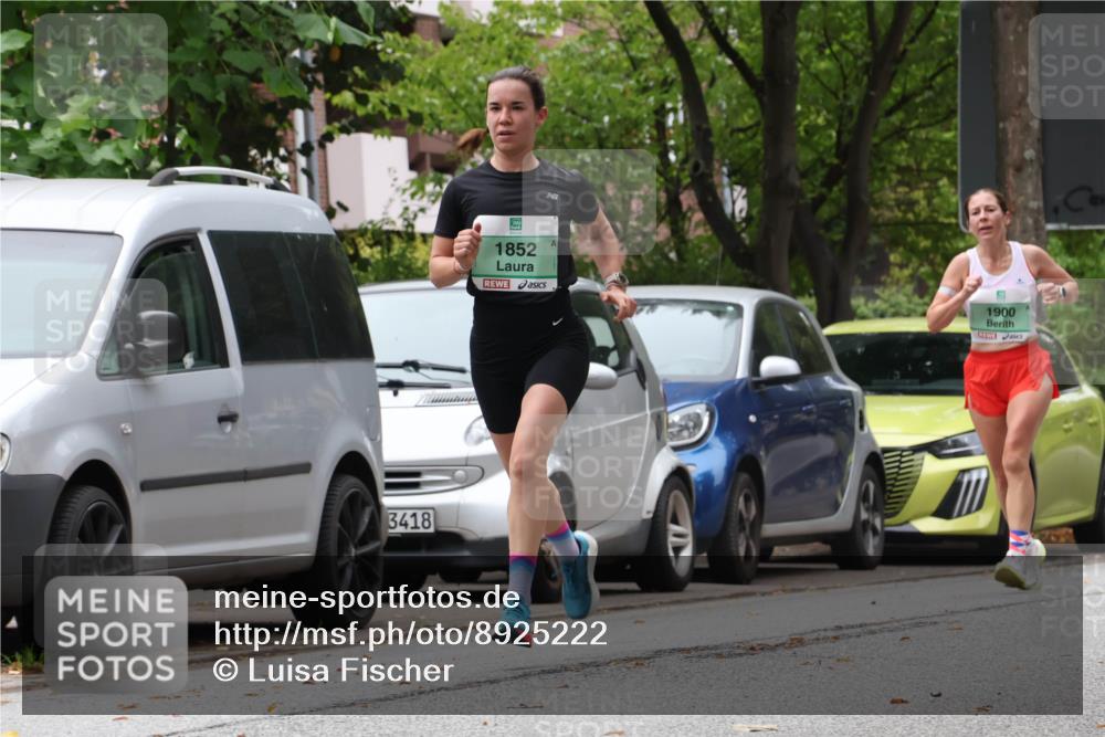 21.09.2025 - PSD Bank Halbmarathon Luisa Fischer http://msf.ph/oto/8925222 21.09.2025 11:22:43 Laufen 3418, 1852, 1900 meine-sportfotos.de