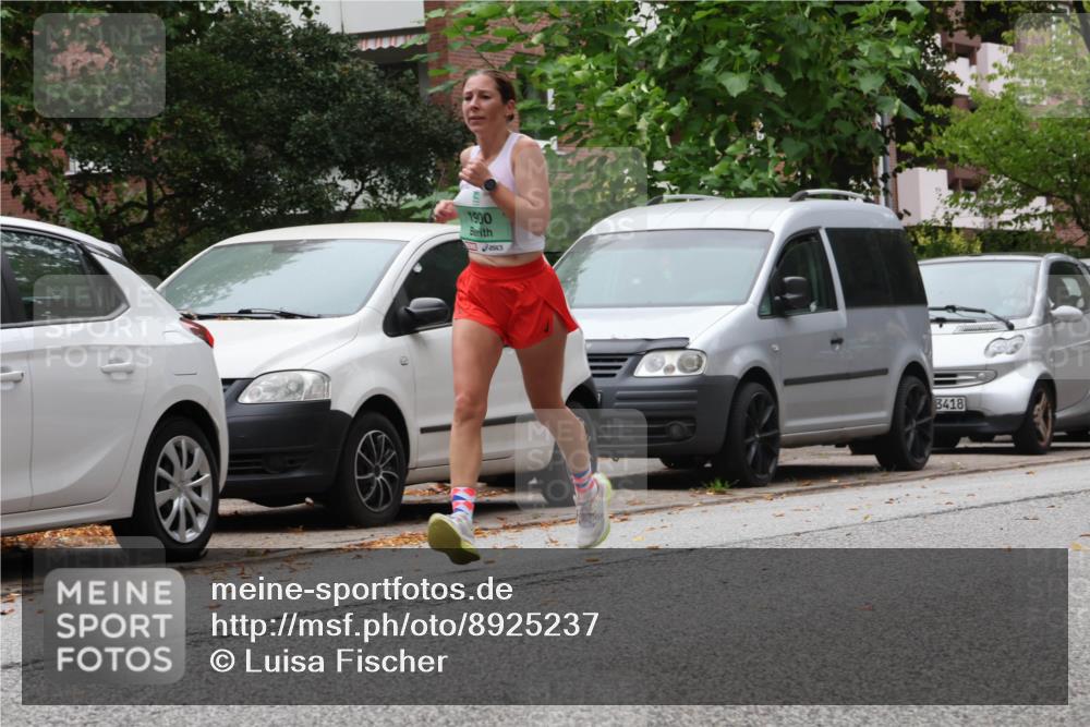21.09.2025 - PSD Bank Halbmarathon Luisa Fischer http://msf.ph/oto/8925237 21.09.2025 11:22:46 Laufen 1900, 3418 meine-sportfotos.de
