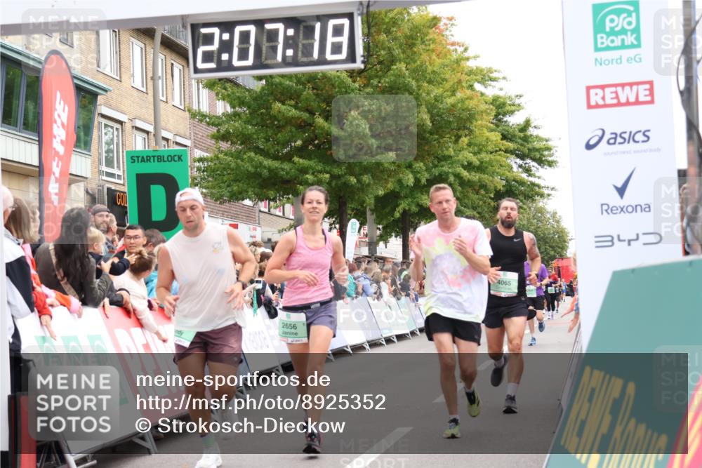 21.09.2025 - PSD Bank Halbmarathon Strokosch-Dieckow http://msf.ph/oto/8925352 21.09.2025 12:06:41 Ziel 1334, 2656, 2698, 2745, 2838, 2933, 2998, 3201, 3254, 3586, 3955, 4065 meine-sportfotos.de