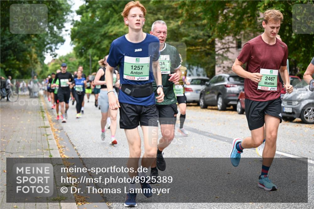 21.09.2025 - PSD Bank Halbmarathon Dr. Thomas Lammeyer http://msf.ph/oto/8925389 21.09.2025 10:44:35 Laufen 34, 1257, 2640, 2467 meine-sportfotos.de