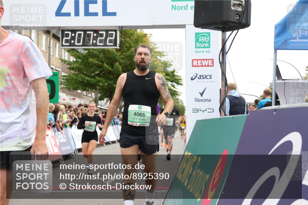 21.09.2025 - PSD Bank Halbmarathon Strokosch-Dieckow http://msf.ph/oto/8925390 21.09.2025 12:06:45 Ziel 2656, 2698, 2711, 2838, 2933, 3059, 3465, 3586, 4065 meine-sportfotos.de
