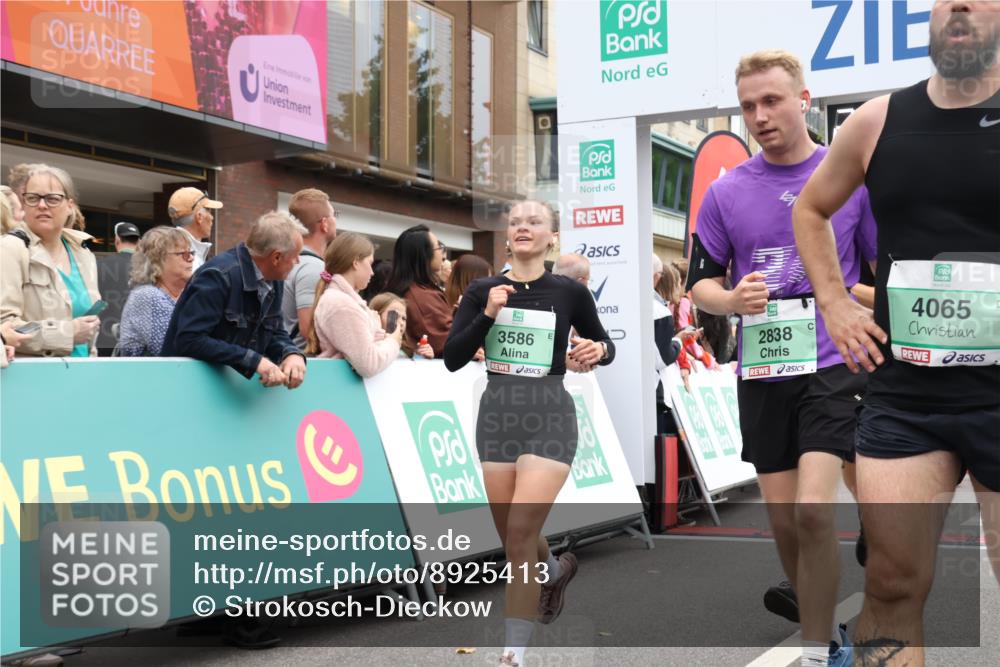 21.09.2025 - PSD Bank Halbmarathon Strokosch-Dieckow http://msf.ph/oto/8925413 21.09.2025 12:06:47 Ziel 2656, 2698, 2711, 2838, 2933, 3059, 3465, 3586, 4065 meine-sportfotos.de