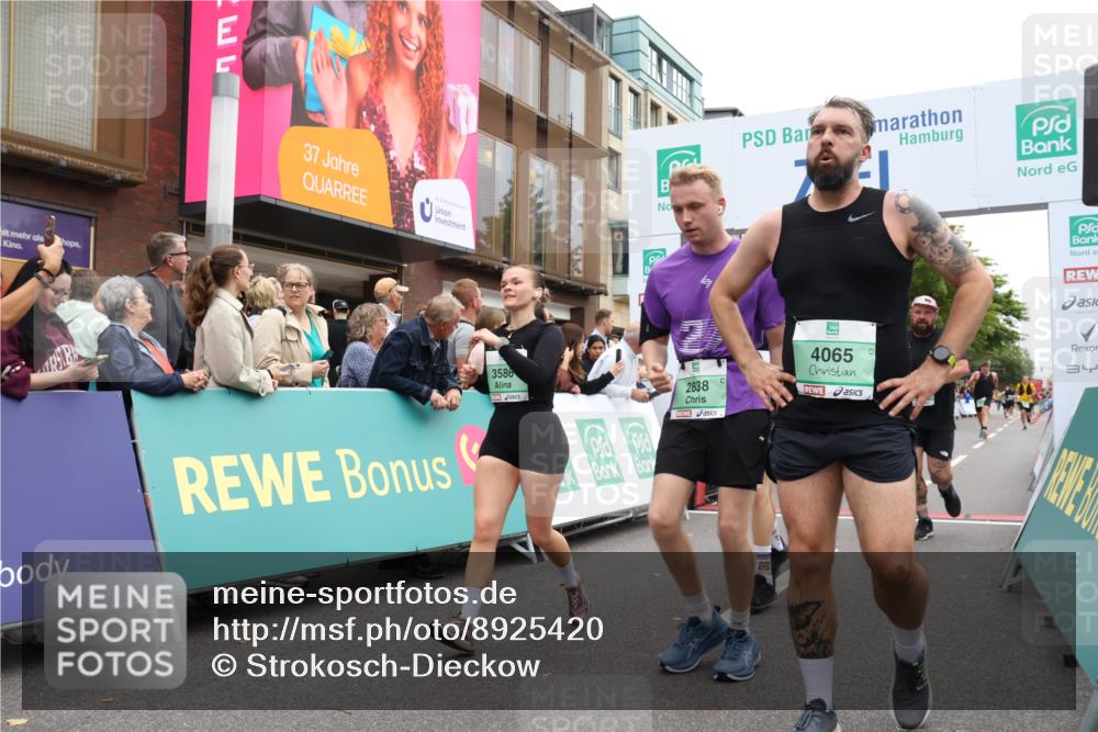 21.09.2025 - PSD Bank Halbmarathon Strokosch-Dieckow http://msf.ph/oto/8925420 21.09.2025 12:06:48 Ziel 1211, 2656, 2698, 2711, 2838, 2933, 3059, 3465, 3586, 4065 meine-sportfotos.de