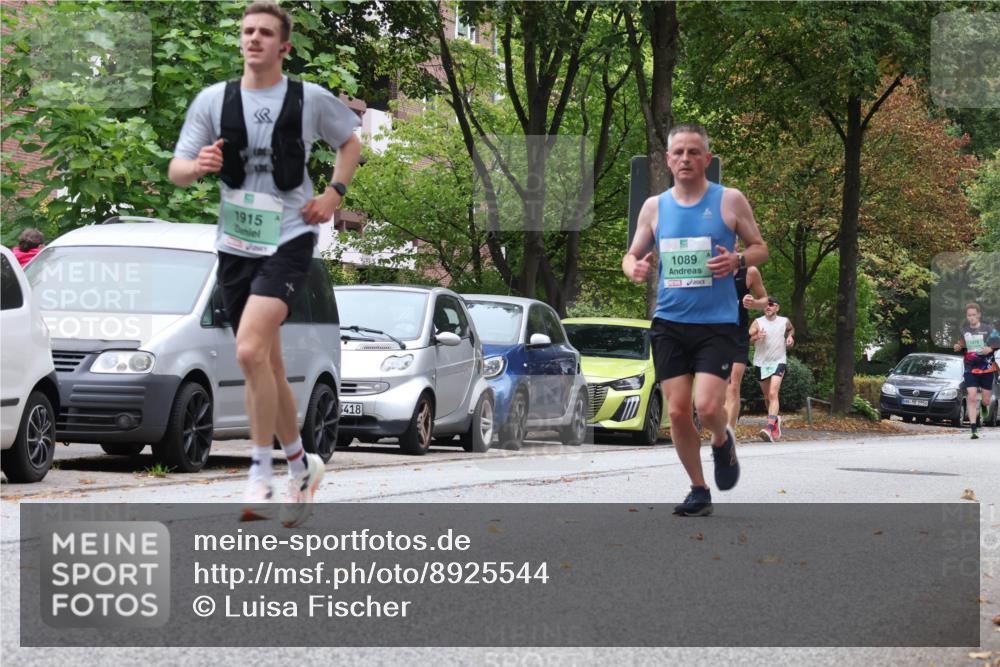 21.09.2025 - PSD Bank Halbmarathon Luisa Fischer http://msf.ph/oto/8925544 21.09.2025 11:24:21 Laufen 1915, 418, 1089, 1979 meine-sportfotos.de