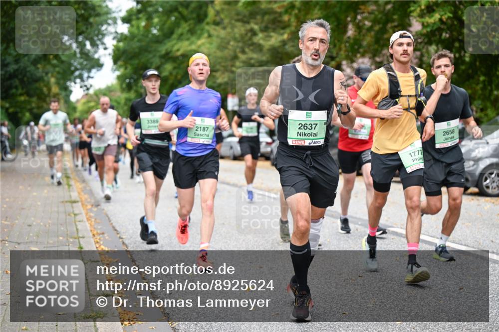 21.09.2025 - PSD Bank Halbmarathon Dr. Thomas Lammeyer http://msf.ph/oto/8925624 21.09.2025 10:44:46 Laufen 3389, 2187, 2637, 2658, 1772 meine-sportfotos.de